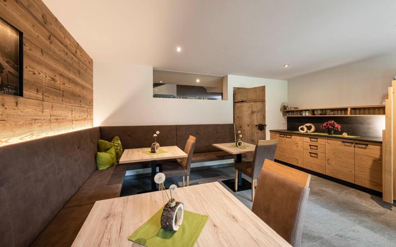 Unterlutaschg-Chalet Appartement Am Hof Slingia Exterior photo
