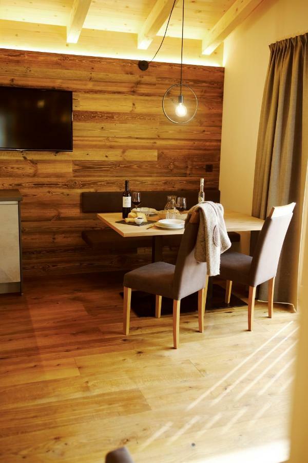 Unterlutaschg-Chalet Appartement Am Hof Slingia Exterior photo